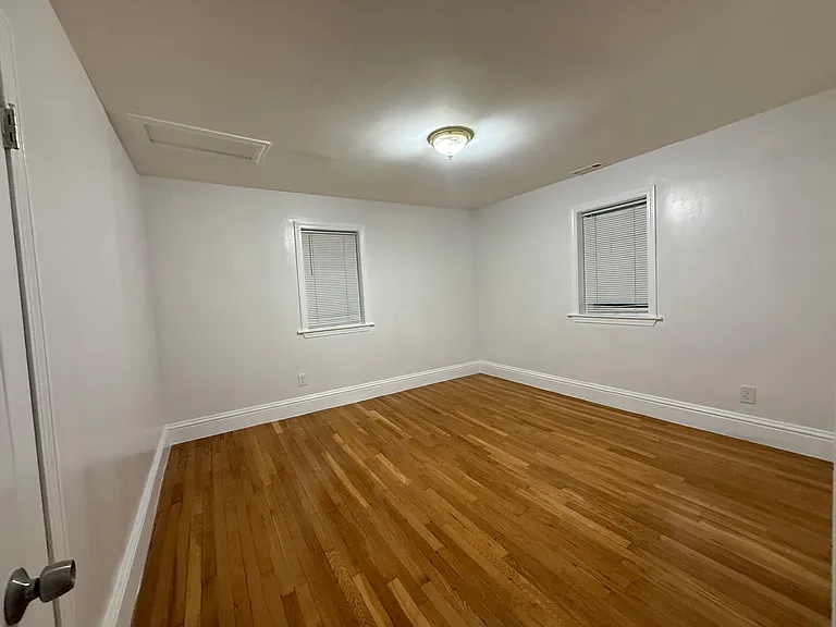 23 Myrtle St #2 — Photo 3