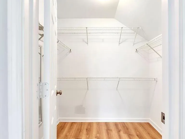 56 Holly Rd NW — Photo 29