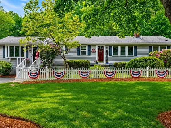 579 Walnut St, Bridgewater, MA 02324