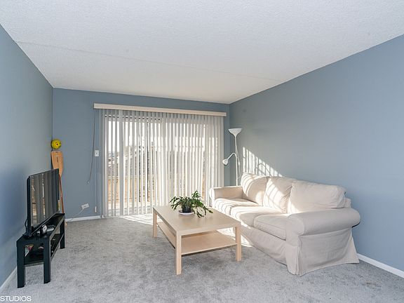 5th image of 7525 W Lawrence Ave Unit 408