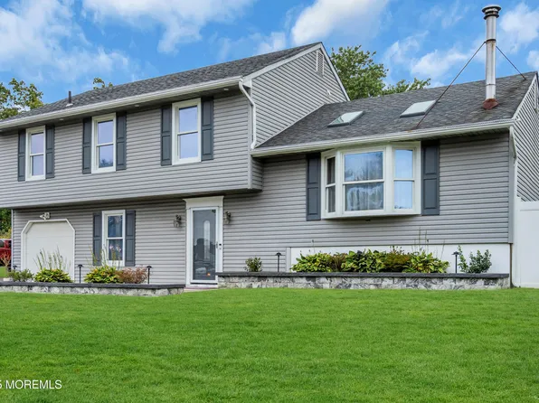 41 Deck Street, Barnegat, NJ 08005