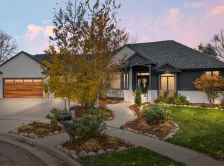 6004 S Prairie View Cir, Sioux Falls, SD 57108