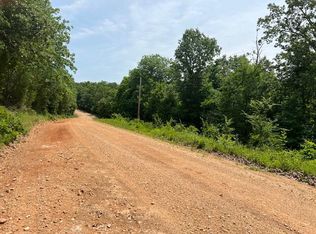 10 Sycamore Creek Cir, Mammoth Spring, AR 72554