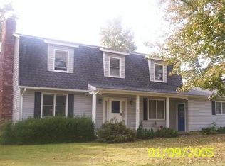 41 Blackberry Ln, Herrin, IL 62948