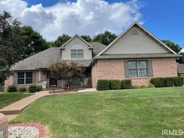 8424 Copperfield Dr, Evansville, IN 47711
