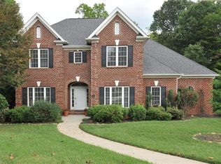 1035 Wild Dogwood Ln, Winston Salem, NC 27106