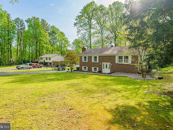 3rd image of 29940 Cross Woods Dr
