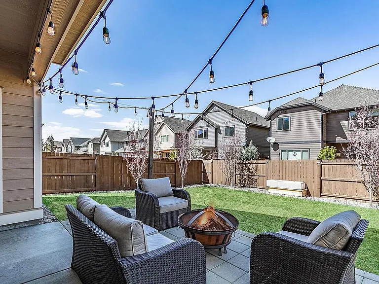 3136 NE Flagstone Ave — Photo 22
