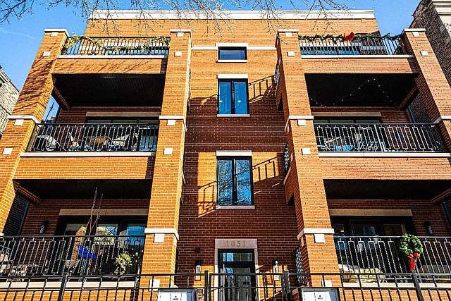 1st image of 1051 N Damen Ave #2S