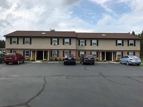 110 W Hill Rd #D Photo 1
