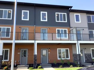 46 Corner Glen Cmn NE, Calgary, AB T3N2L4