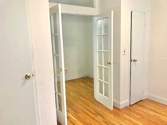 Rented by Crosstown Apartments NYC | media 7