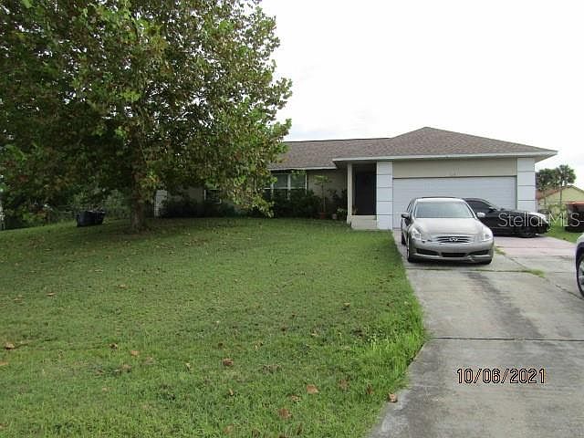 1st image of 325 Oak Lane Dr