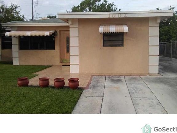 2nd image of 1002 12th Ct S