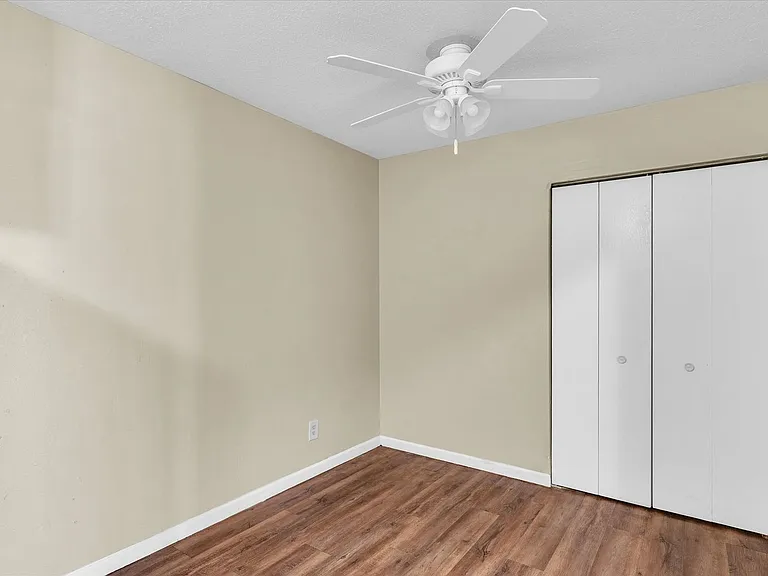 2208 Todd Dr — Photo 30