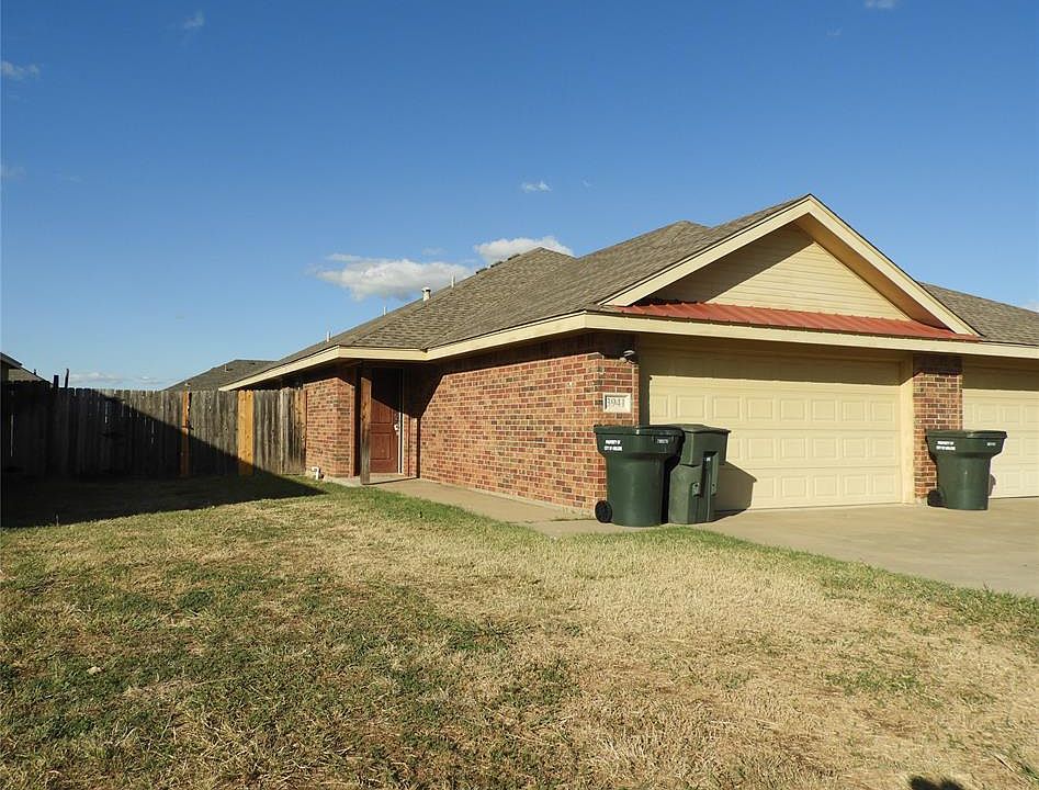 1st image of 3941 Carrera Ln