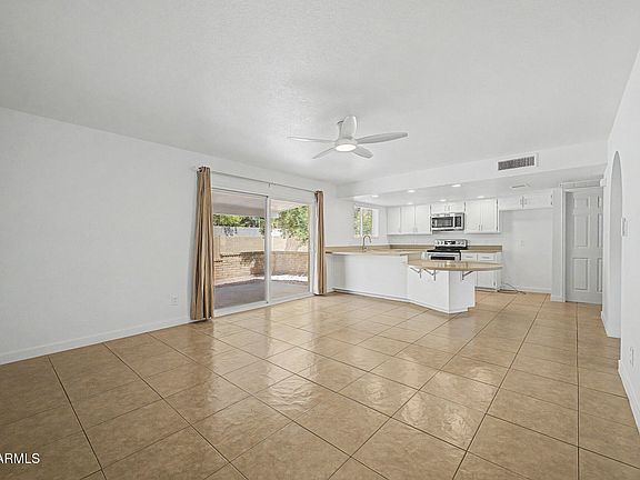 5th image of 2528 E Malibu Drive