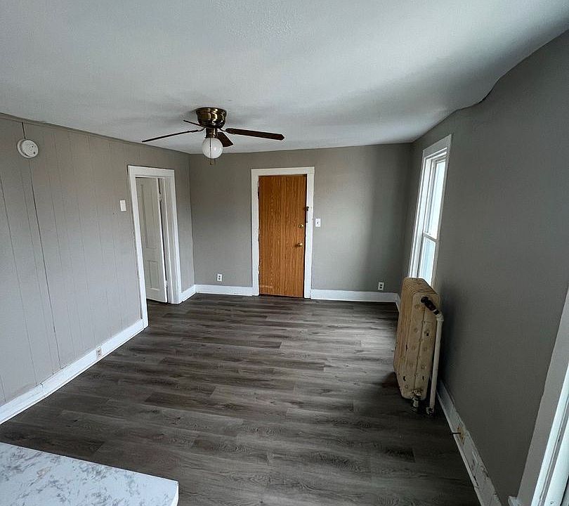 1st image of 426 Wisconsin Ave APT 4