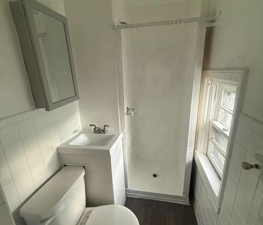 1st image of 71 Highland St APT 2