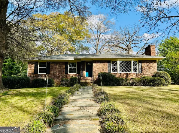 600 Oakcrest Dr, Rockmart, GA 30153