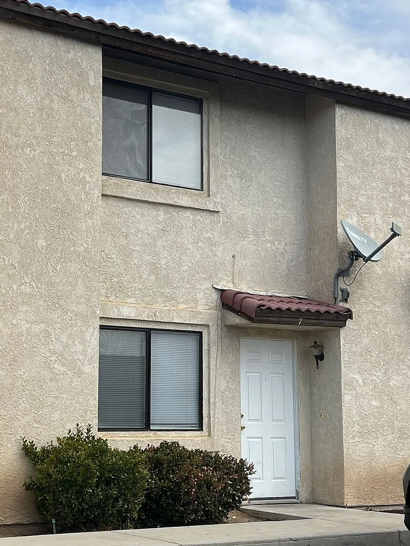 P036 — Photo 1