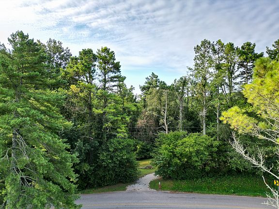 4th image of 2044 Darks Mill Rd