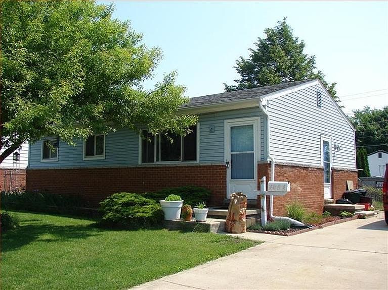 1st image of 1081 Nash Ave