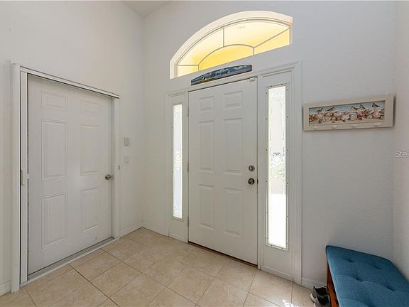 4th image of 1460 Hedgewood Cir