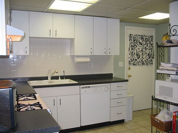 4th image of 207 Linda Ave