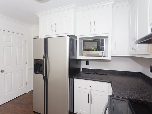 4th image of 206 Blair Dr