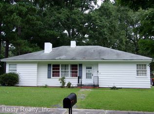 218 Vance St, Laurinburg, NC 28352