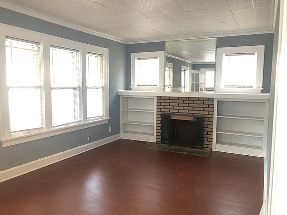 3rd image of 5115 Forest Ave