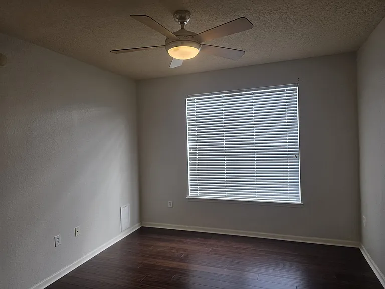8539 Gate Pkwy W #9301 — Photo 18