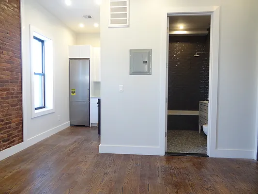 Rented by Lofts and Flats LLC | media 8