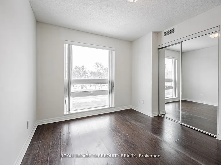 2035 Sheppard Ave E #104 — Photo 11
