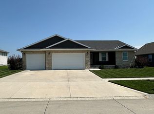 1396 N 12th St, David City, NE 68632