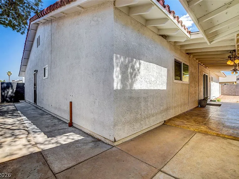 4367 S Mojave Rd — Photo 45