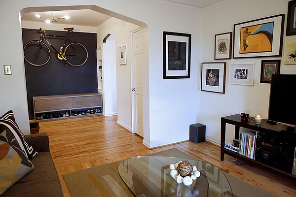 Rented by NY Living Solutions | media 30