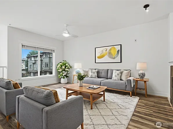 2115 201st Place SE #B2, Bothell, WA 98012