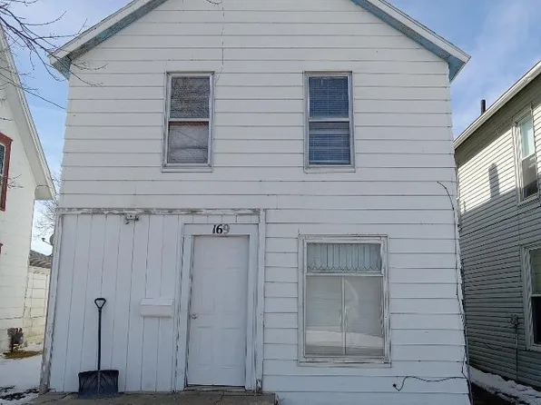 169 Iowa Ave SE, Huron, SD 57350