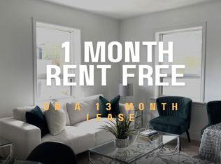 8 Newholm Rd, Toronto, ON M8Y 3M4