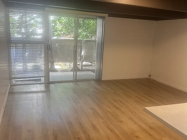 4100 E Broadway #5 — Photo 11