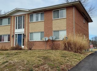 745 Thompson Dr #745A, Florissant, MO 63031