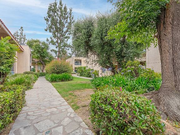 3rd image of 18307 Burbank Blvd Unit 24