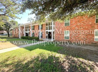 518 N Rogers St UNIT 203, Waxahachie, TX 75165
