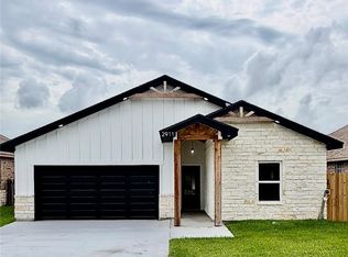 2911 Alice Ln, Kingsville, TX 78363