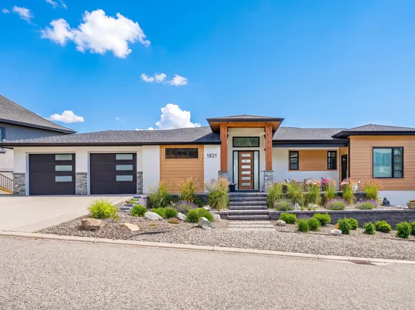 1821 Diamond View Dr, West Kelowna, BC V1Z 4B7