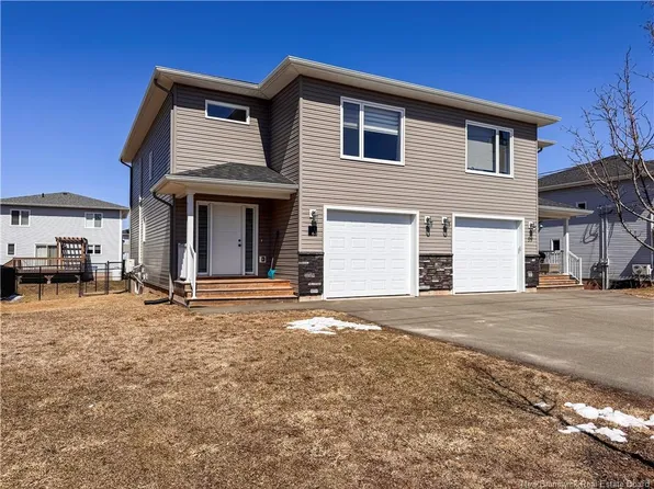 61 Wakefield St, Moncton, NB E1G 6A8