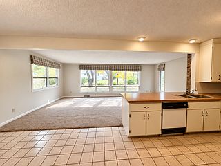 5th image of 1704 2nd St SE