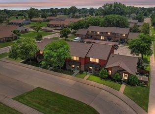 2397 Bradford Ct, Warren, MI 48091